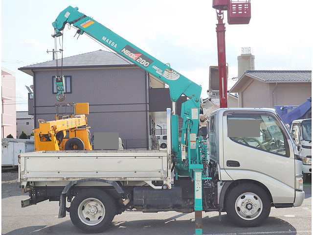 トヨタダイナクレーン3段小型（2t・3t）[写真11]