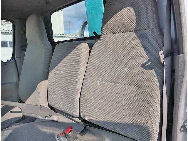 トヨタダイナクレーン3段小型（2t・3t）[写真17]