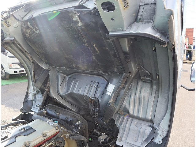 トヨタダイナクレーン3段小型（2t・3t）[写真32]