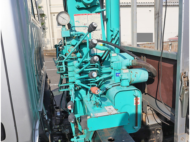 トヨタダイナクレーン3段小型（2t・3t）[写真05]