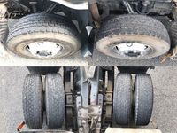 UDトラックスクオントレーラーヘッド（トラクターヘッド）大型（10t）[写真19]