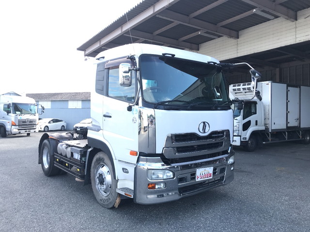 UDトラックスクオントレーラーヘッド（トラクターヘッド）大型（10t）[写真03]