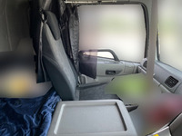 UDトラックスクオンアルミウイング大型（10t）[写真23]