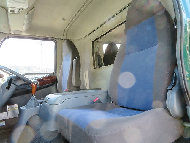 三菱ふそうファイターアルミブロック増トン（6t・8t）[写真10]