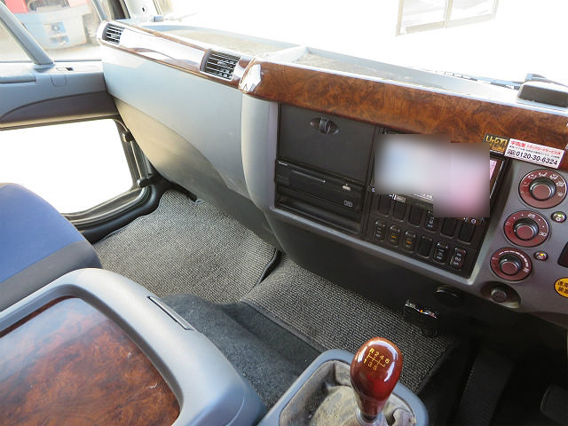 三菱ふそうファイターアルミブロック増トン（6t・8t）[写真13]