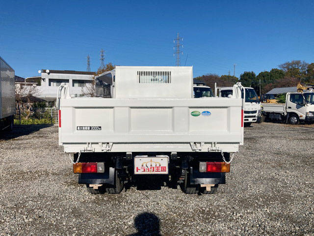 日野デュトロダンプ小型（2t・3t）[写真09]