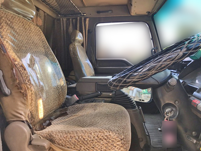 いすゞフォワードクレーン5段中型（4t）[写真15]