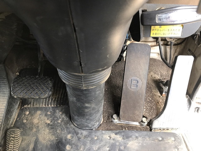 いすゞフォワードクレーン5段中型（4t）[写真20]