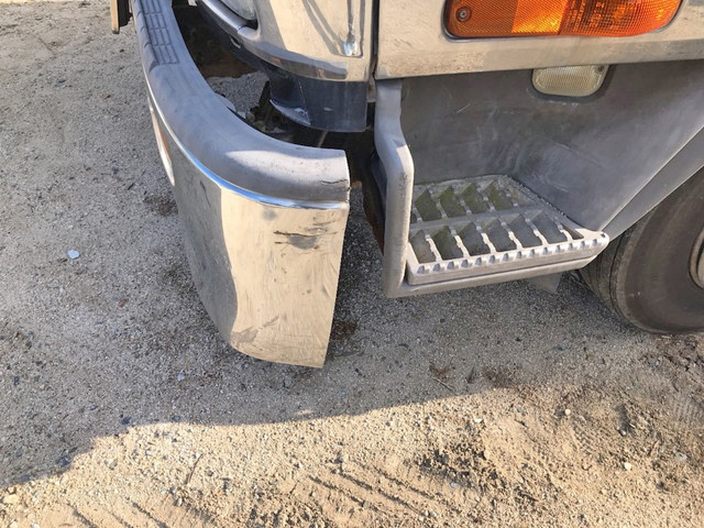 いすゞフォワードクレーン5段中型（4t）[写真04]