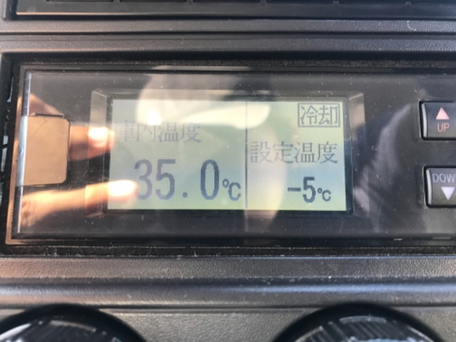 三菱ふそうキャンター冷凍車（冷蔵車）小型（2t・3t）[写真32]