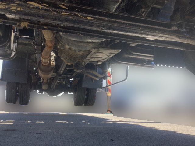 いすゞエルフ高所作業車小型（2t・3t）[写真24]