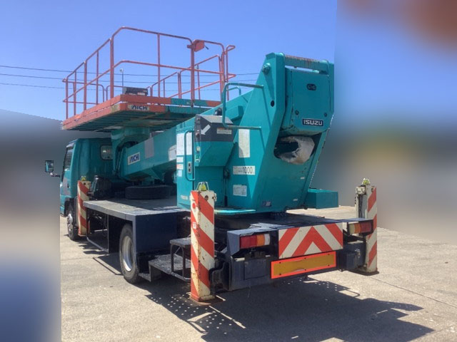 いすゞエルフ高所作業車小型（2t・3t）[写真03]