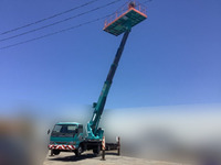 いすゞエルフ高所作業車小型（2t・3t）[写真08]