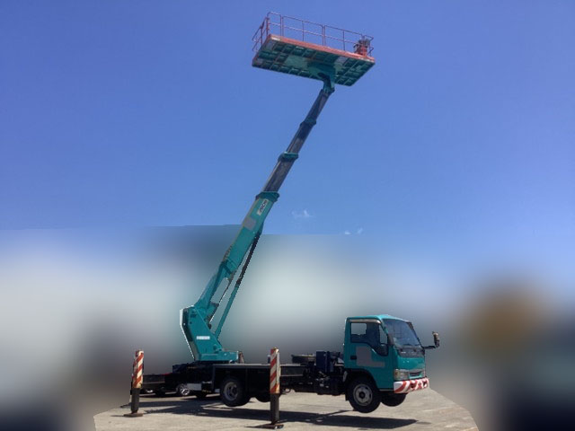 いすゞエルフ高所作業車小型（2t・3t）[写真09]