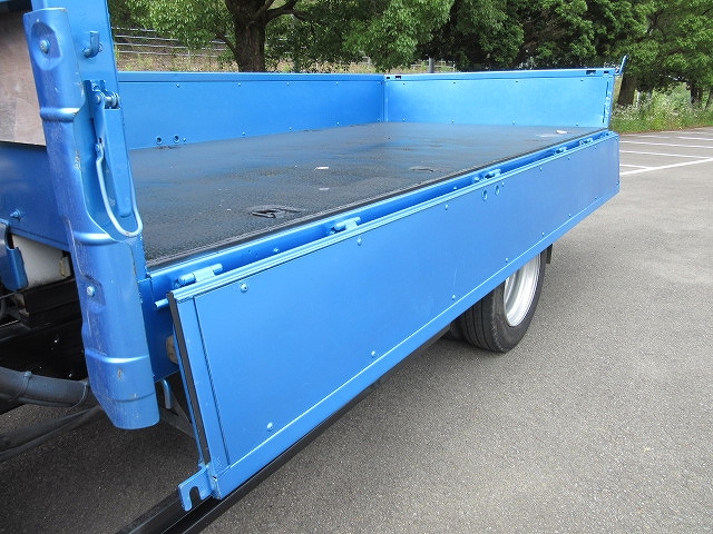 日野デュトロクレーン4段小型（2t・3t）[写真19]