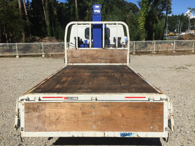 いすゞエルフクレーン3段小型（2t・3t）[写真12]