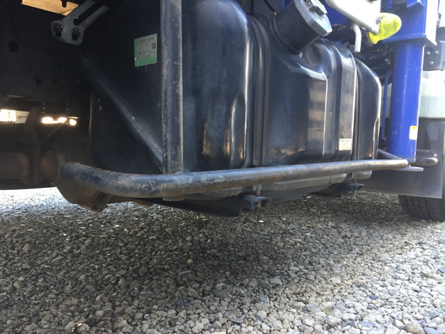 いすゞエルフクレーン3段小型（2t・3t）[写真19]