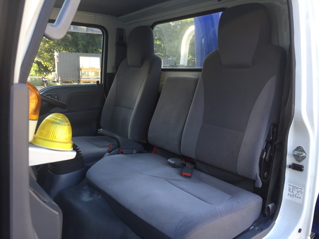 いすゞエルフクレーン3段小型（2t・3t）[写真32]