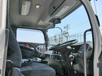 いすゞフォワード平ボディ増トン（6t・8t）[写真10]