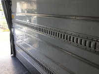 いすゞエルフ冷凍車（冷蔵車）小型（2t・3t）[写真05]