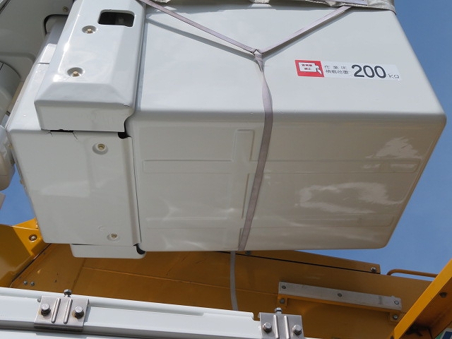 いすゞエルフ高所作業車小型（2t・3t）[写真21]