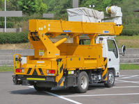 いすゞエルフ高所作業車小型（2t・3t）[写真02]