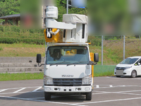 いすゞエルフ高所作業車小型（2t・3t）[写真05]