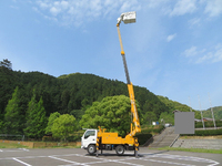 いすゞエルフ高所作業車小型（2t・3t）[写真07]