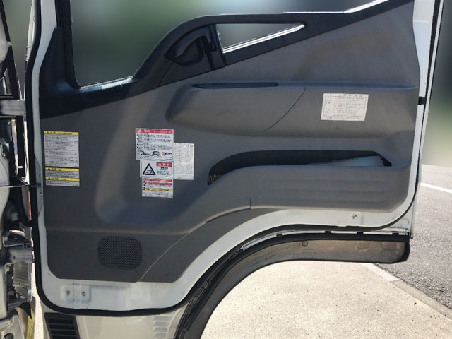 三菱ふそうキャンタークレーン4段小型（2t・3t）[写真27]