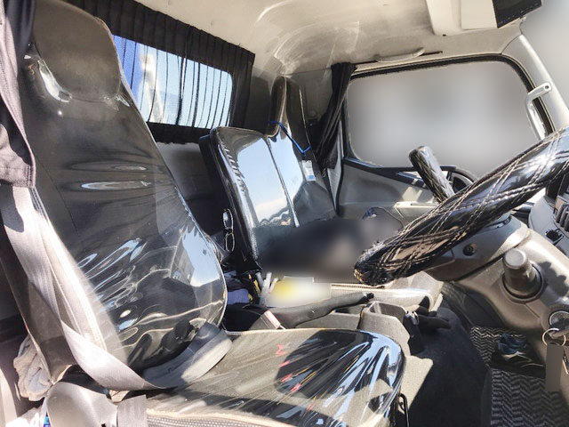 三菱ふそうキャンタークレーン4段小型（2t・3t）[写真29]