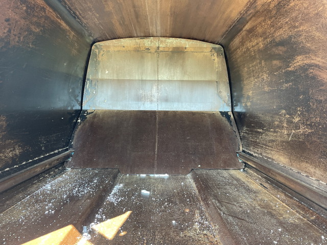 UDトラックスコンドルパッカー車（塵芥車）中型（4t）[写真10]