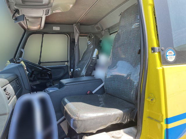 UDトラックスコンドルパッカー車（塵芥車）中型（4t）[写真28]