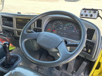 UDトラックスコンドルパッカー車（塵芥車）中型（4t）[写真37]