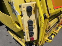 UDトラックスコンドルパッカー車（塵芥車）中型（4t）[写真08]