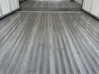 いすゞエルフ冷凍車（冷蔵車）小型（2t・3t）[写真14]