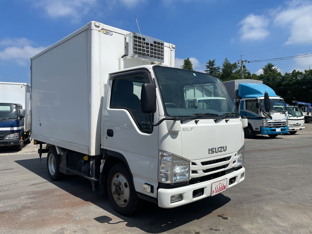 いすゞエルフ冷凍車（冷蔵車）小型（2t・3t）[写真03]