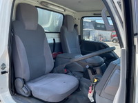 いすゞエルフ冷凍車（冷蔵車）小型（2t・3t）[写真31]