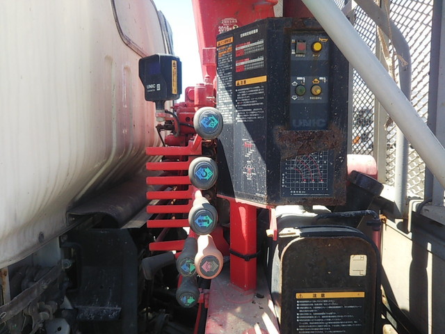 いすゞエルフユニック3段小型（2t・3t）[写真13]