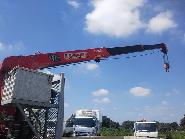 いすゞエルフユニック3段小型（2t・3t）[写真16]