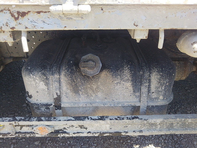 いすゞエルフユニック3段小型（2t・3t）[写真21]