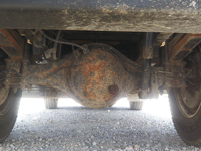 いすゞエルフユニック3段小型（2t・3t）[写真24]