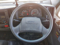 いすゞエルフユニック3段小型（2t・3t）[写真34]