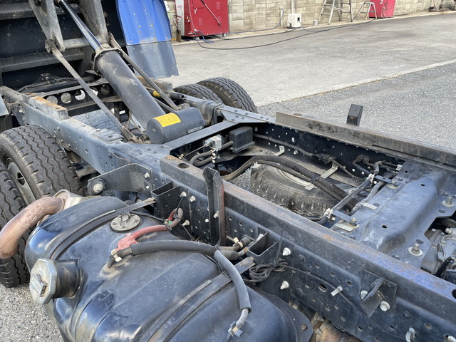 いすゞエルフダンプ小型（2t・3t）[写真16]