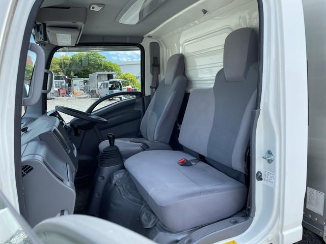 いすゞエルフアルミバン小型（2t・3t）[写真27]