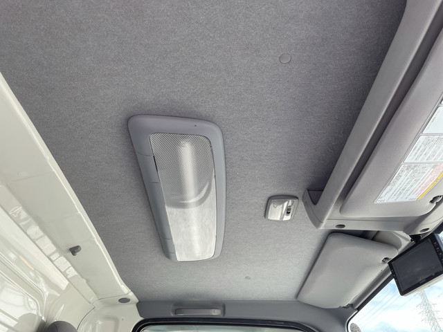 いすゞエルフアルミバン小型（2t・3t）[写真31]