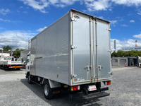 いすゞエルフアルミバン小型（2t・3t）[写真04]
