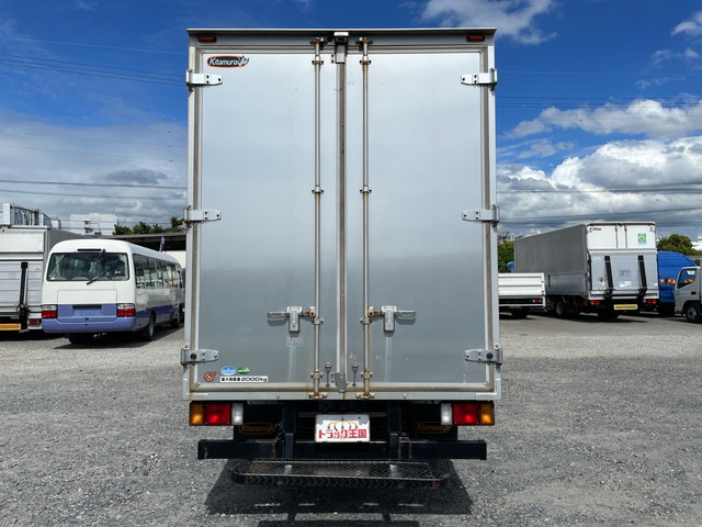 いすゞエルフアルミバン小型（2t・3t）[写真08]