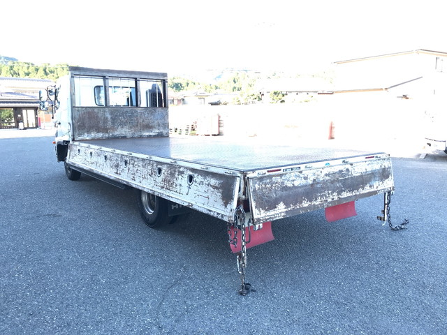 日野レンジャー平ボディ中型（4t）[写真11]