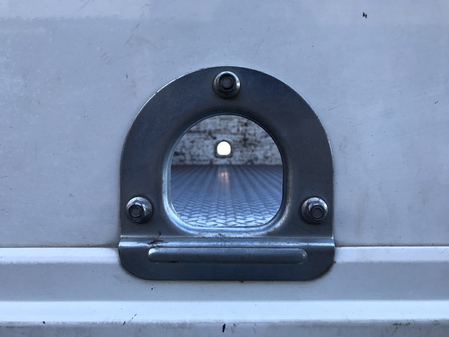 日野レンジャー平ボディ中型（4t）[写真12]