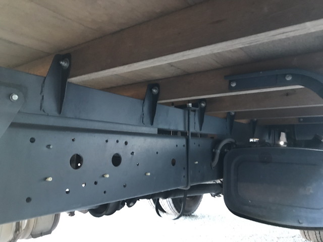 日野レンジャー平ボディ中型（4t）[写真17]